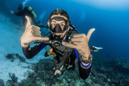 7 Nights, PADI Open Water And Advanced Open Water Course Package